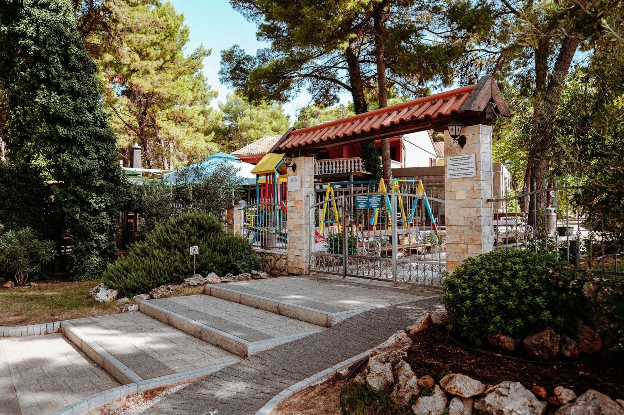 Matilde Beach Resort Vodice Exterior photo
